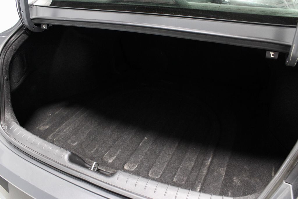 Used 2024 Hyundai Elantra SEL FWD image 14