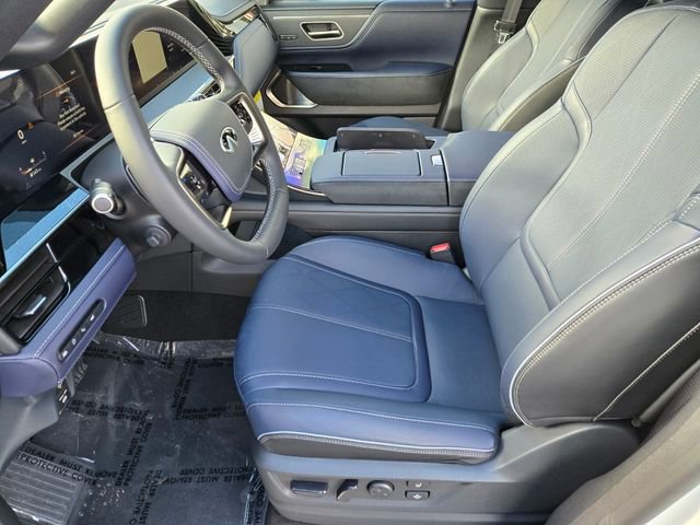 New 2026 INFINITI QX80 4WD w/ Premium Cargo Package image 11