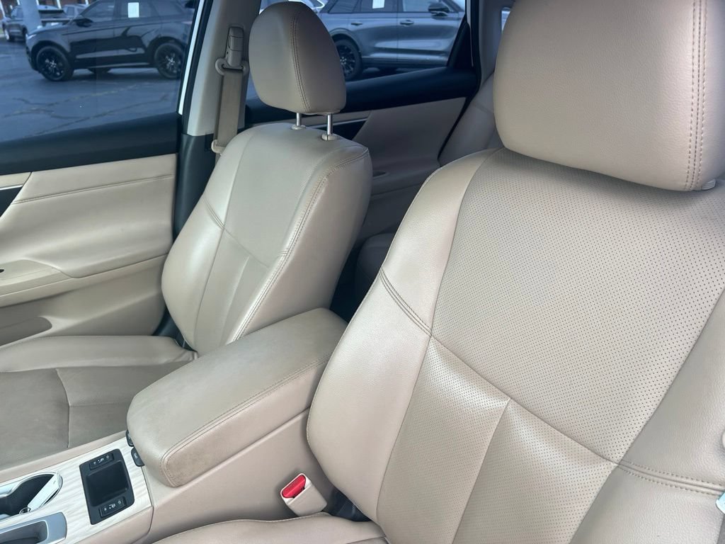 Used 2017 Nissan Altima 2.5 SL w/ Technology Package FWD image 7