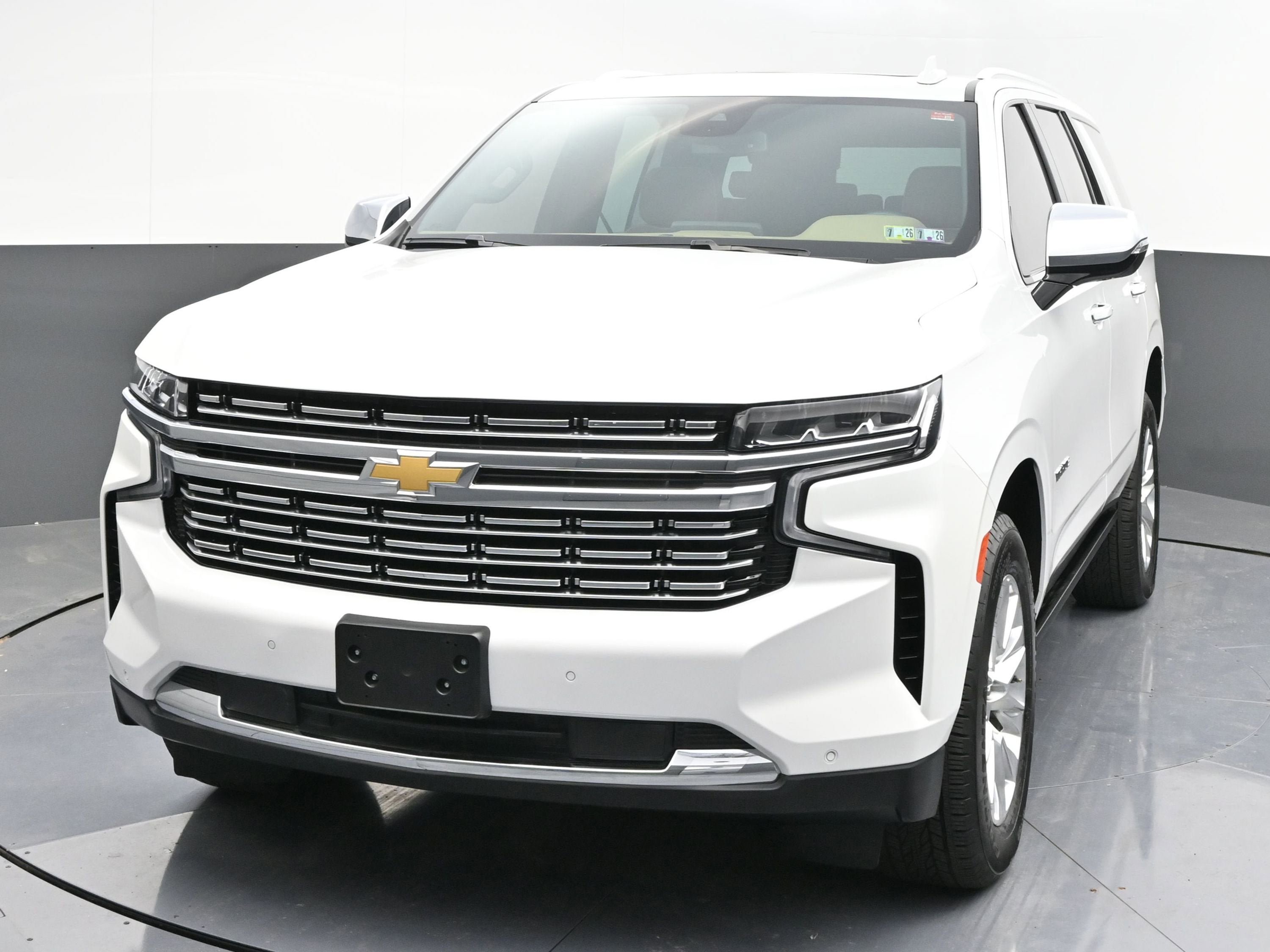 Used 2023 Chevrolet Tahoe Premier AWD/4WD image 3