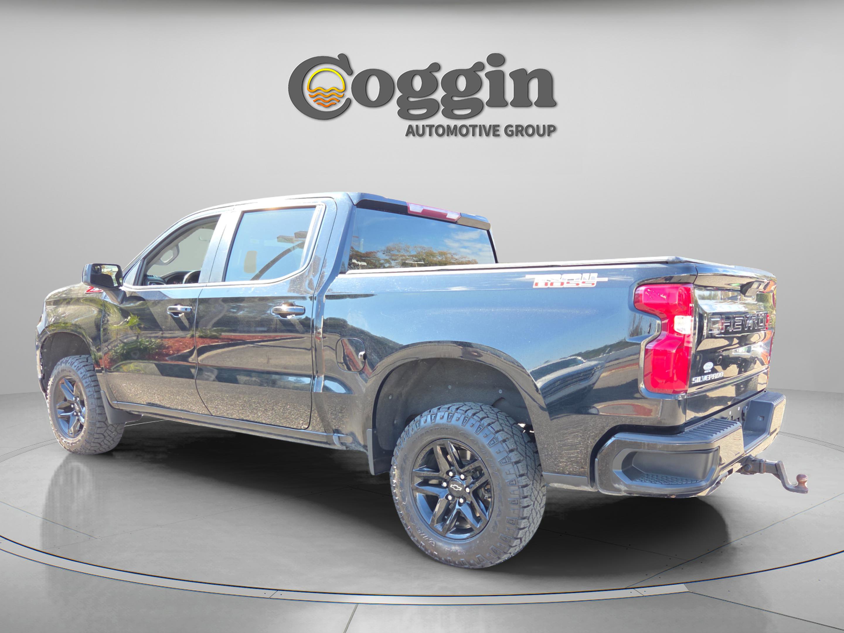 Used 2021 Chevrolet Silverado 1500 LT Trail Boss w/ Bed Protection Package image 4