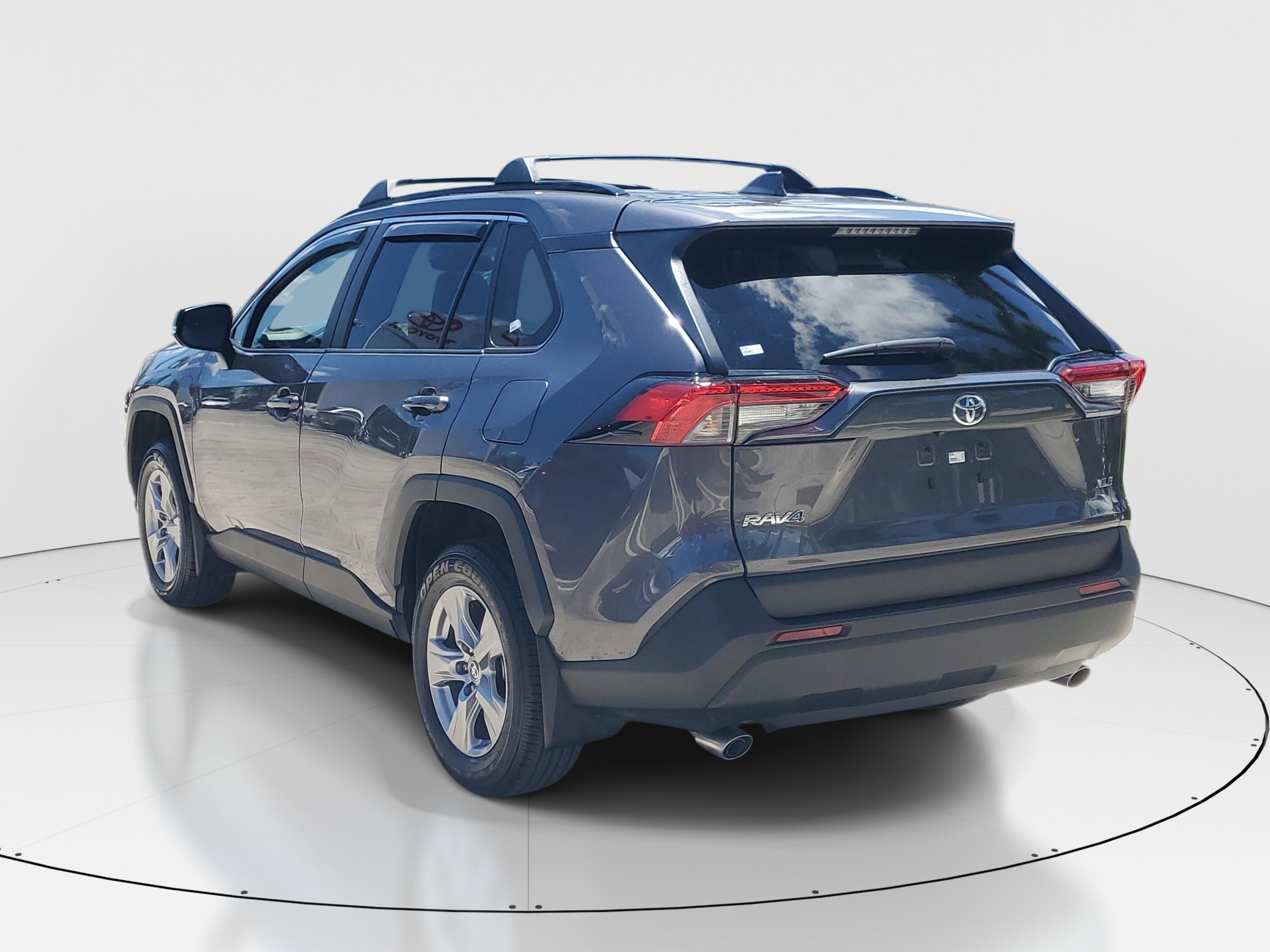 Certified 2025 Toyota RAV4 XLE w/ Convenience Package FWD image 5