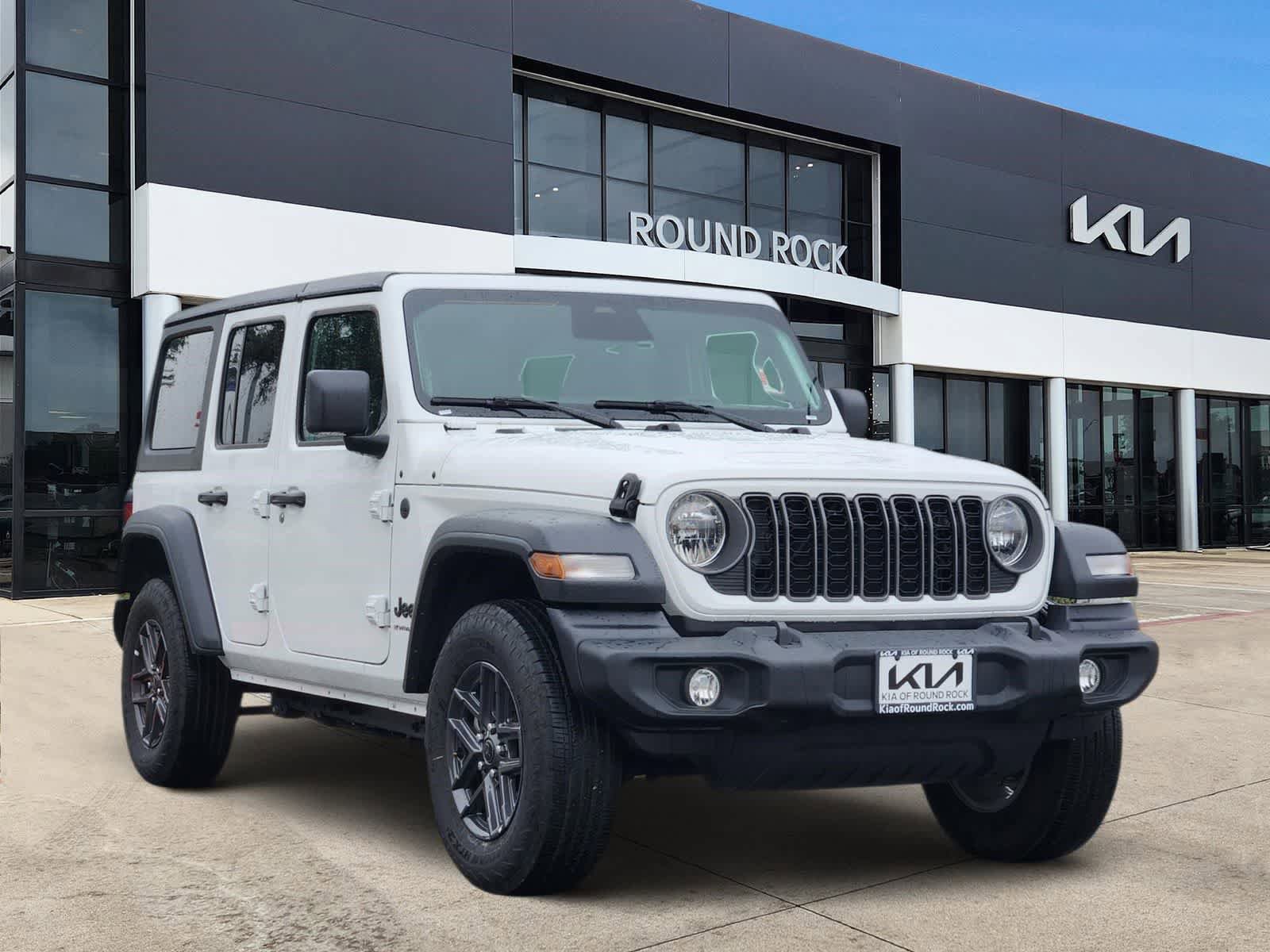 Used 2025 Jeep Wrangler Sport S image 3