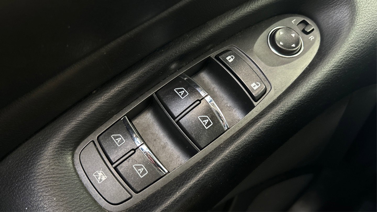 Used 2020 INFINITI Q50 Luxe image 40