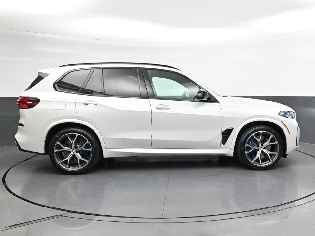 Used 2025 BMW X5 M60i AWD/4WD image 3