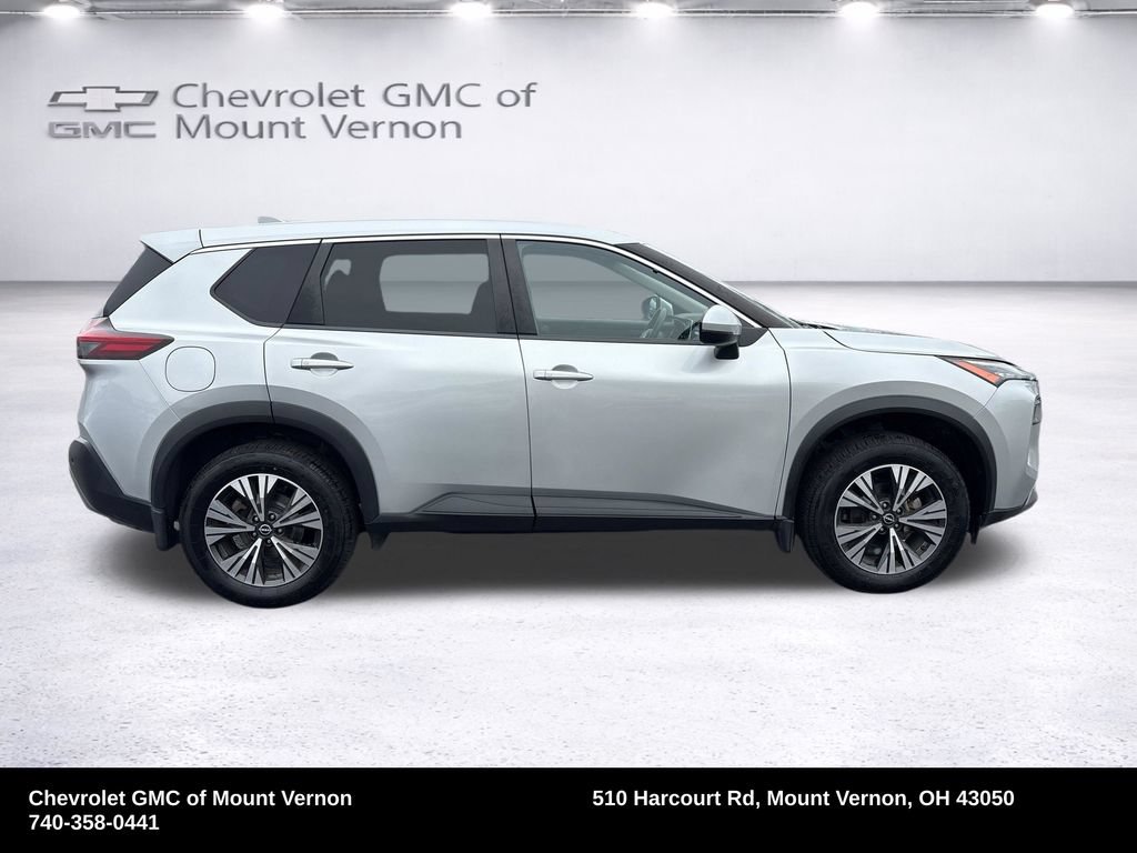 Used 2023 Nissan Rogue SV AWD/4WD image 7