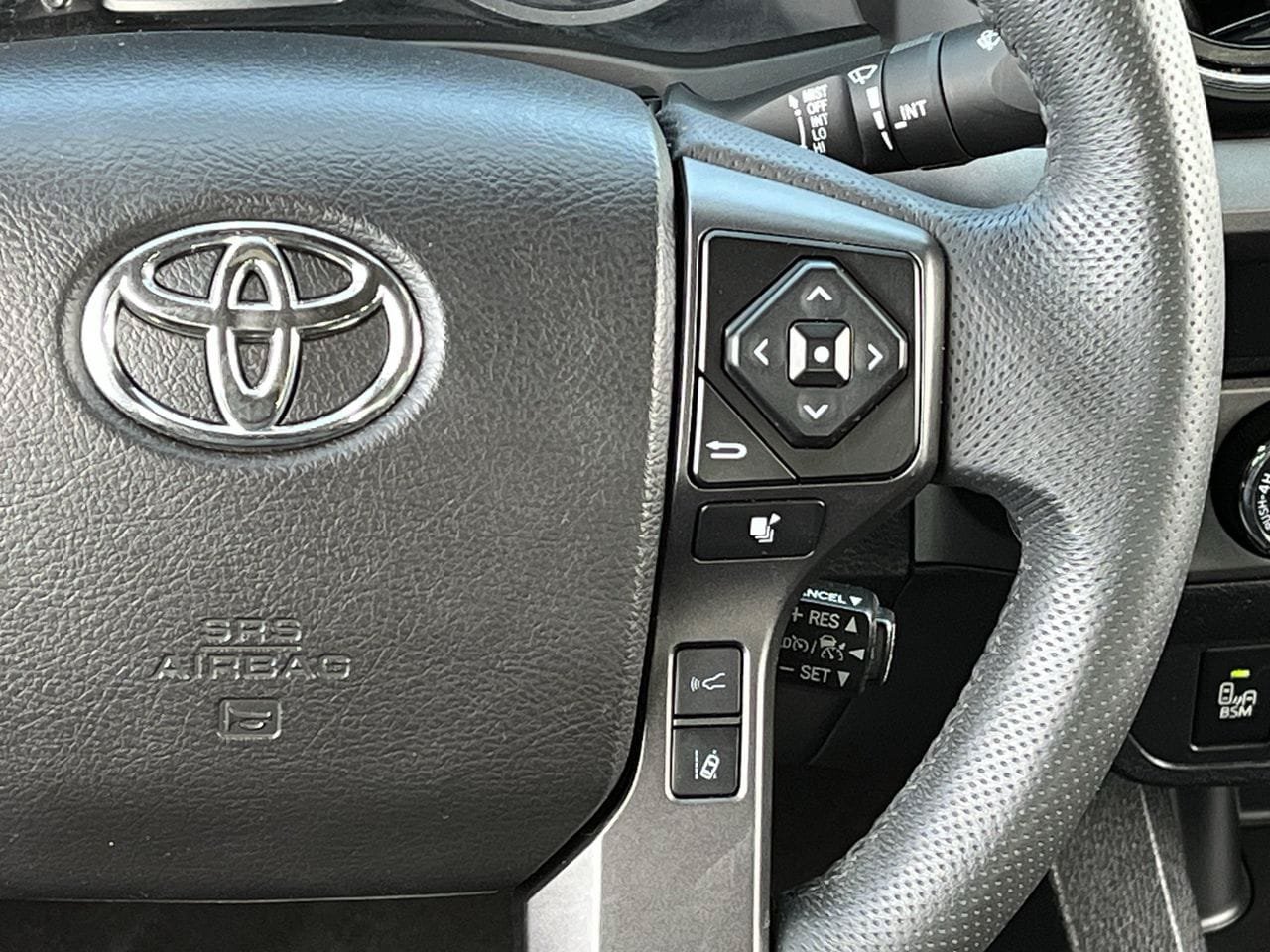 Used 2022 Toyota Tacoma TRD Sport w/ TRD Premium Sport Package AWD/4WD image 14
