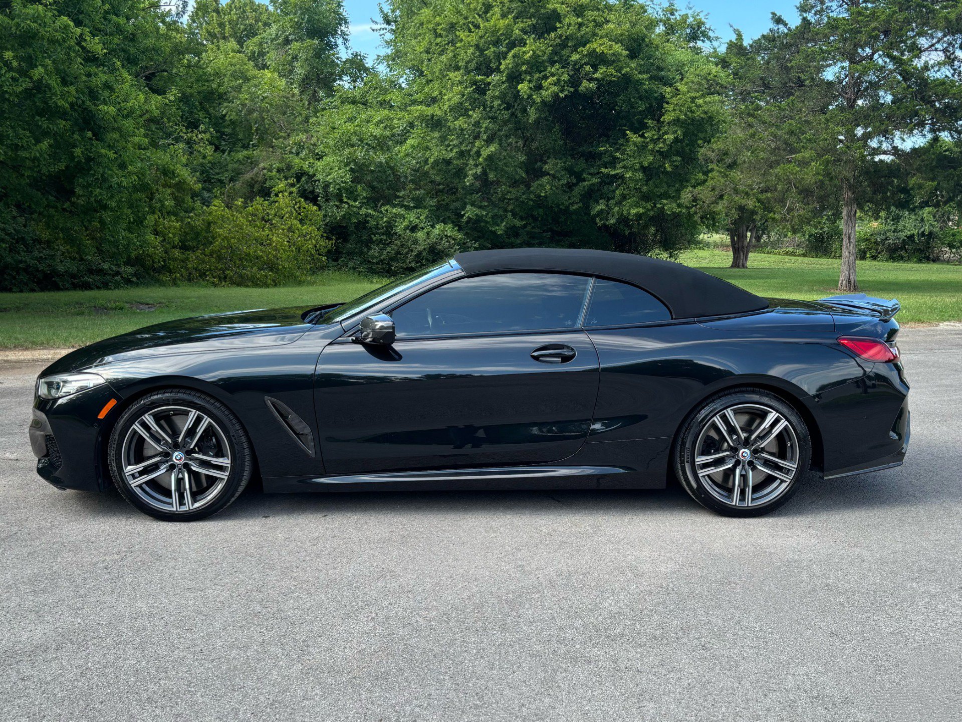Used 2021 BMW M850i xDrive Convertible AWD/4WD image 16
