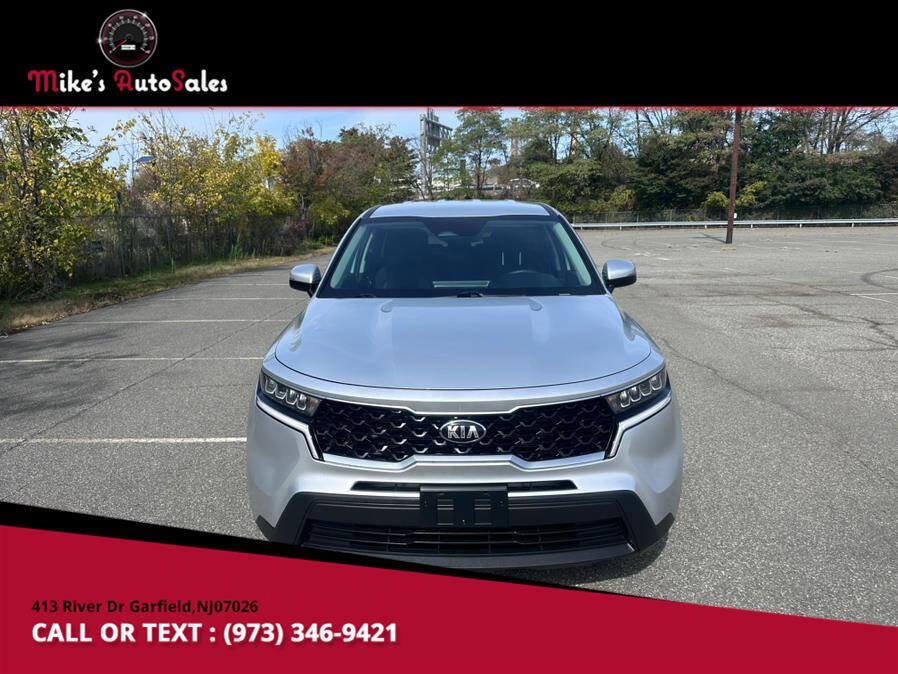 Used 2021 Kia Sorento LX image 1