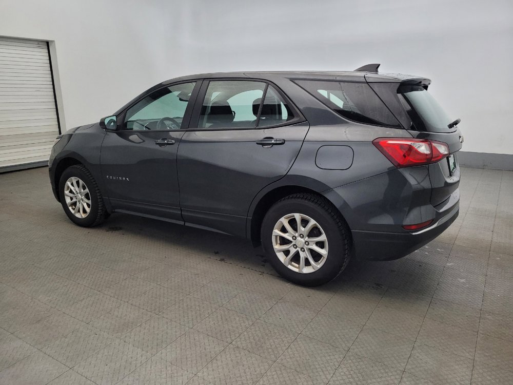 Used 2018 Chevrolet Equinox LS image 3