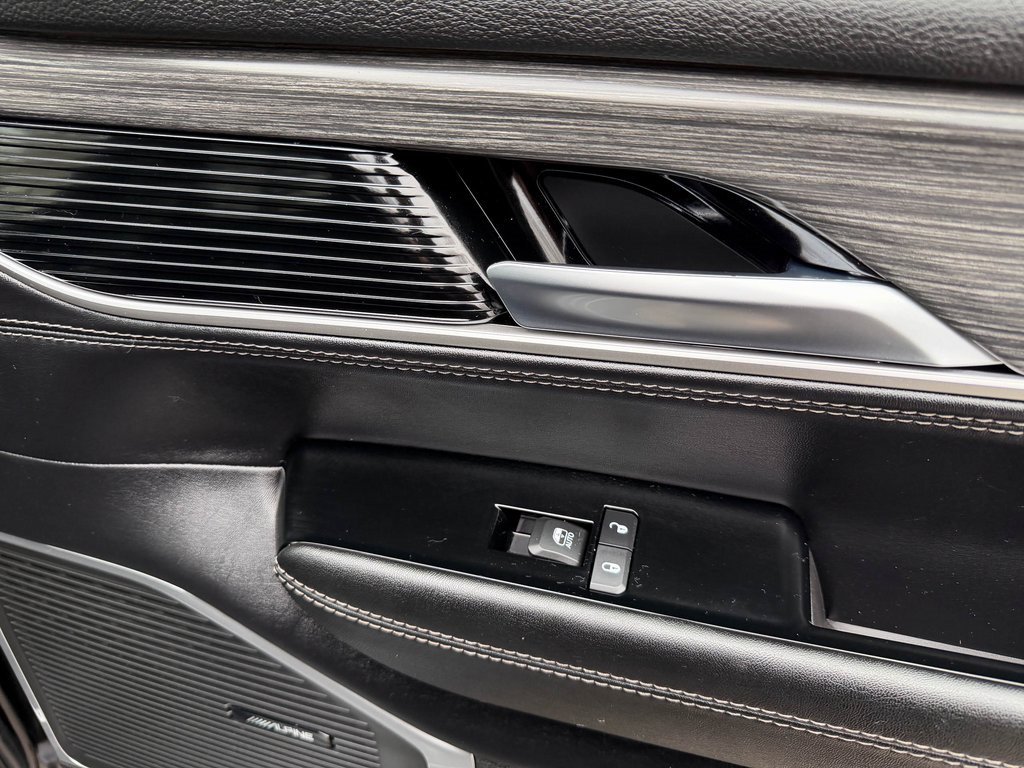 Used 2023 Jeep Wagoneer Series III w/ Convenience Group I image 31