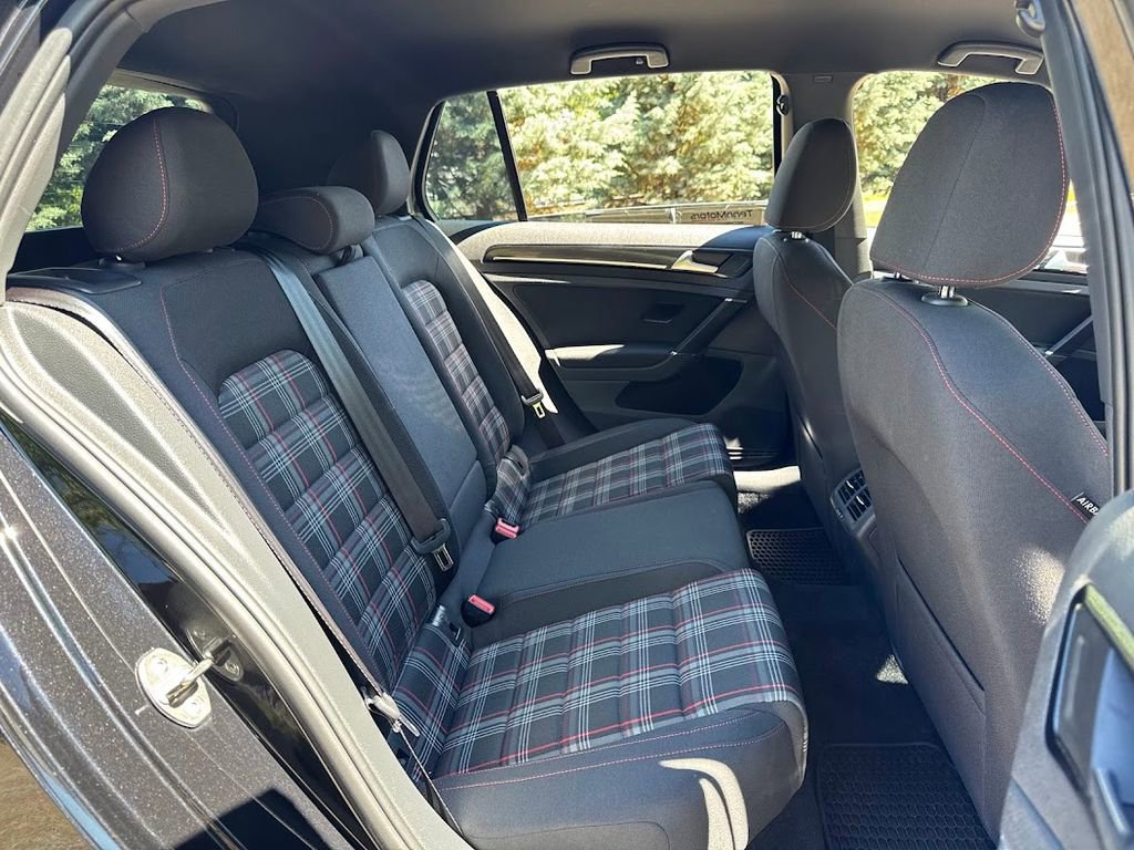 Used 2017 Volkswagen GTI Sport FWD image 40