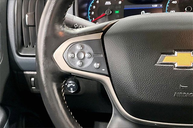 Used 2022 Chevrolet Colorado Z71 w/ Z71 Midnight Edition image 12