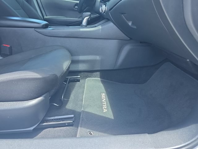 Used 2024 Nissan Sentra S FWD image 28