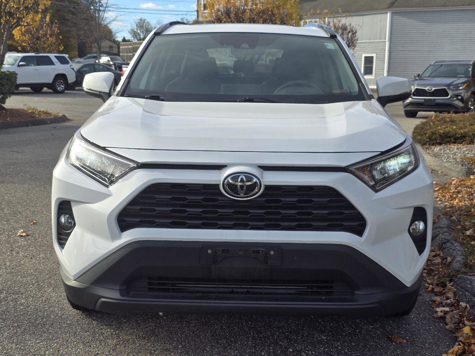 Used 2020 Toyota RAV4 XLE w/ Convenience Package image 9