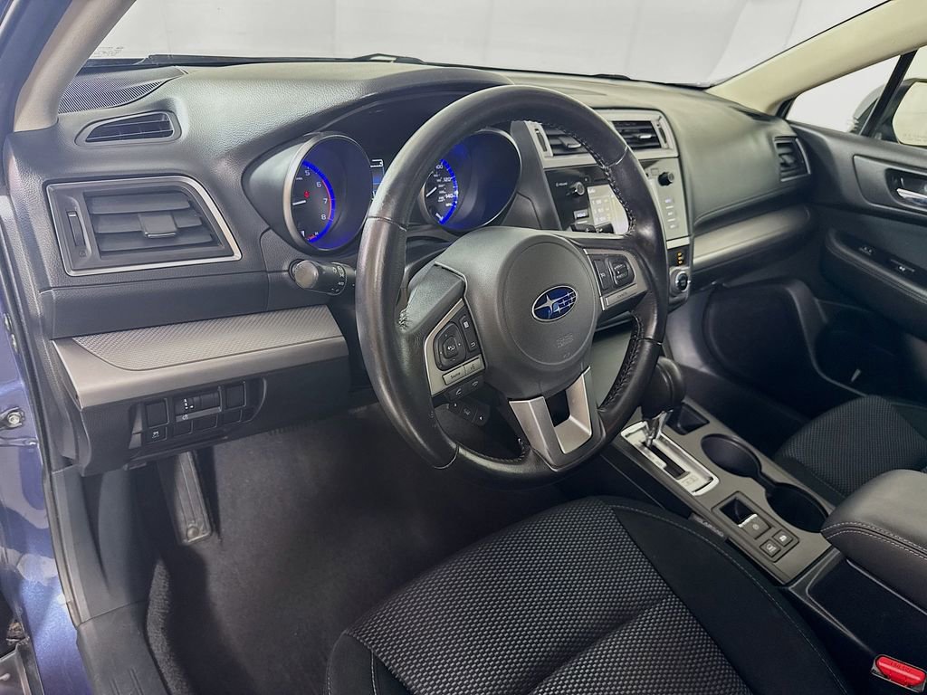 Used 2017 Subaru Outback 2.5i Premium AWD/4WD image 9