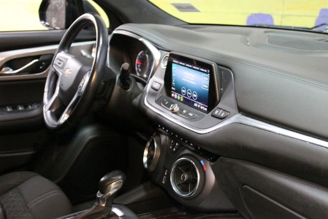 Used 2020 Chevrolet Blazer LT FWD image 10