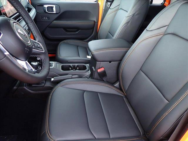 New 2025 Jeep Wrangler Sahara image 11