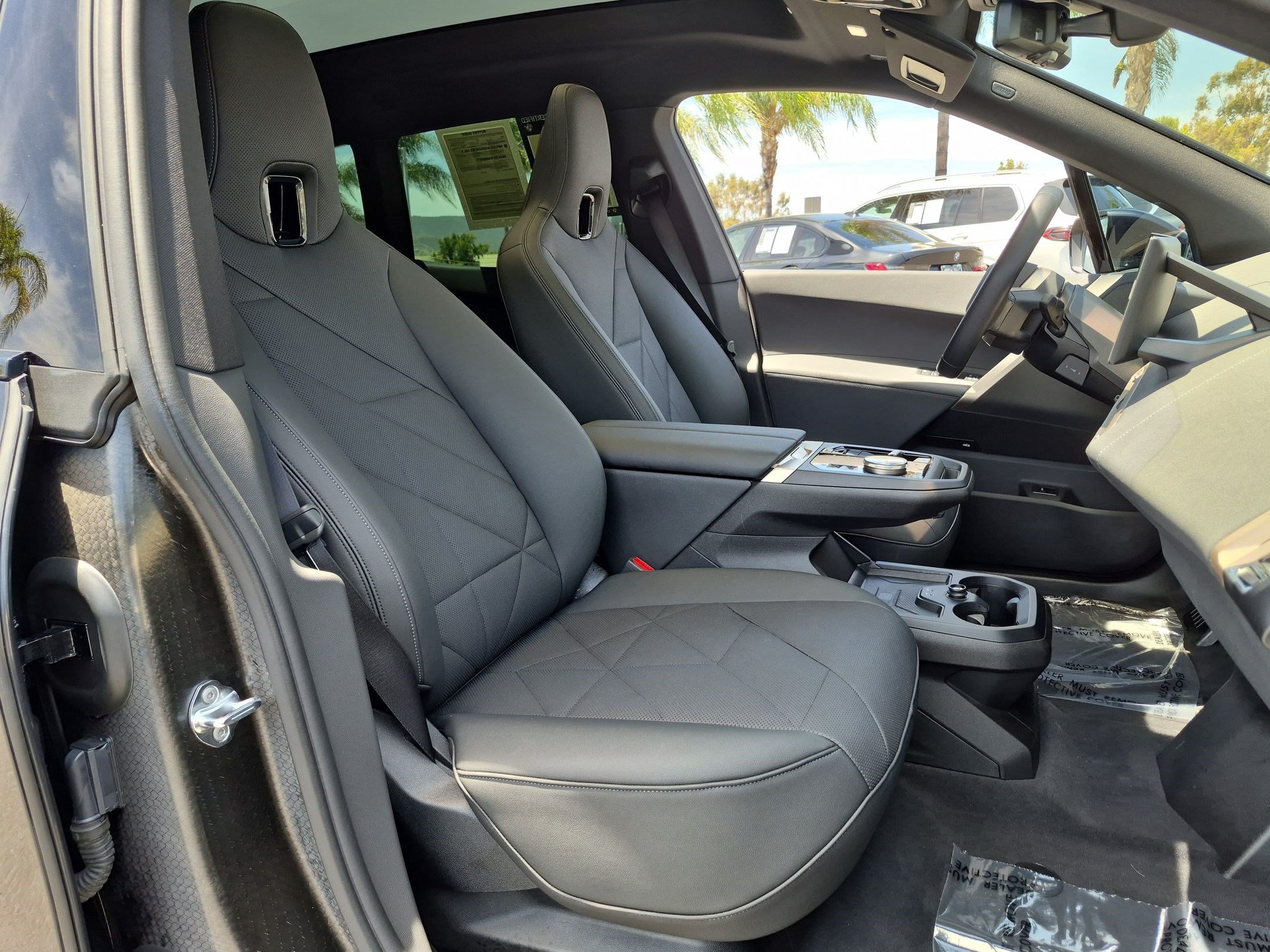 Certified 2024 BMW iX xDrive50 AWD/4WD image 33