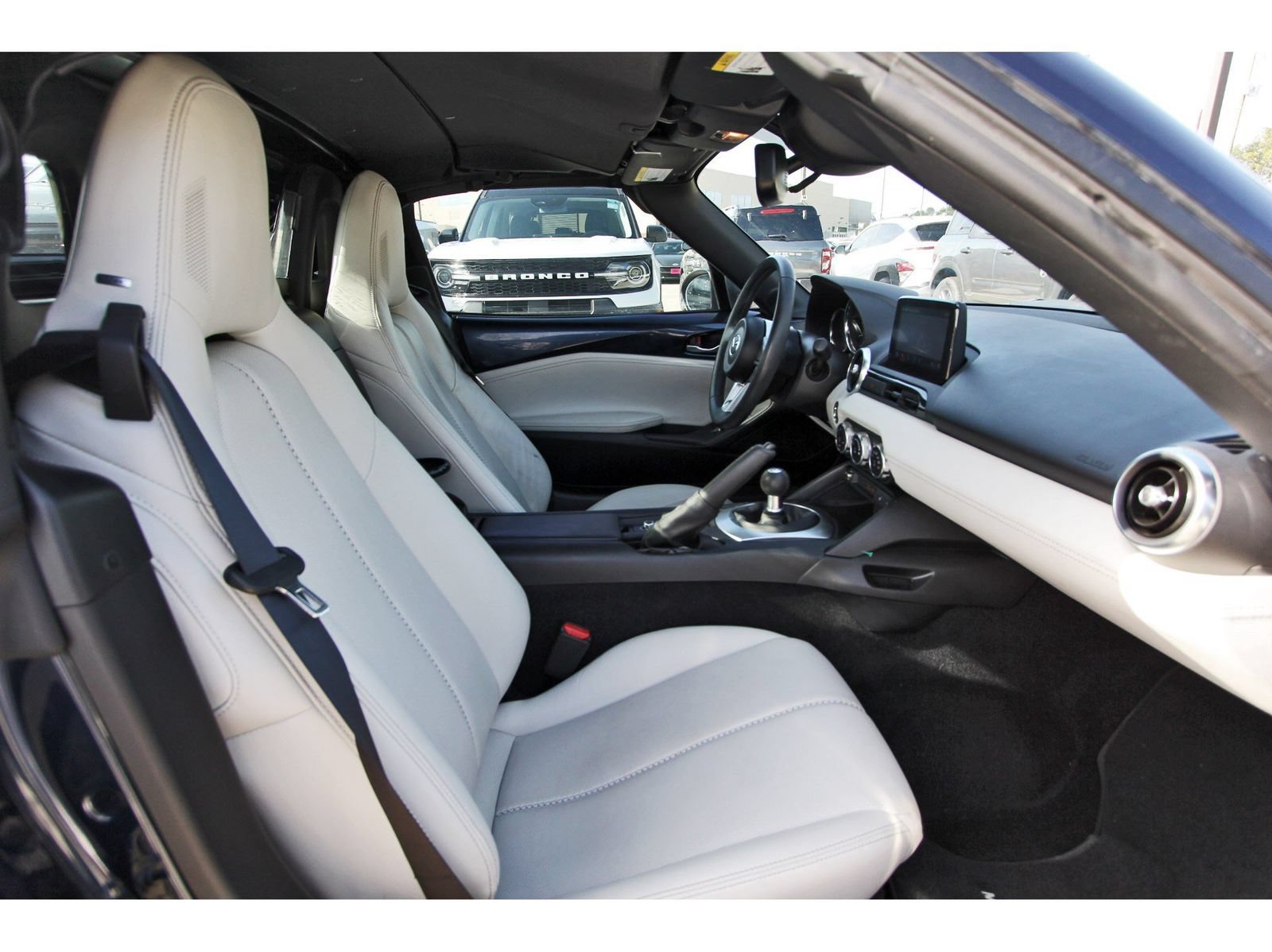 Used 2021 MAZDA MX-5 Miata RF Grand Touring RWD image 23