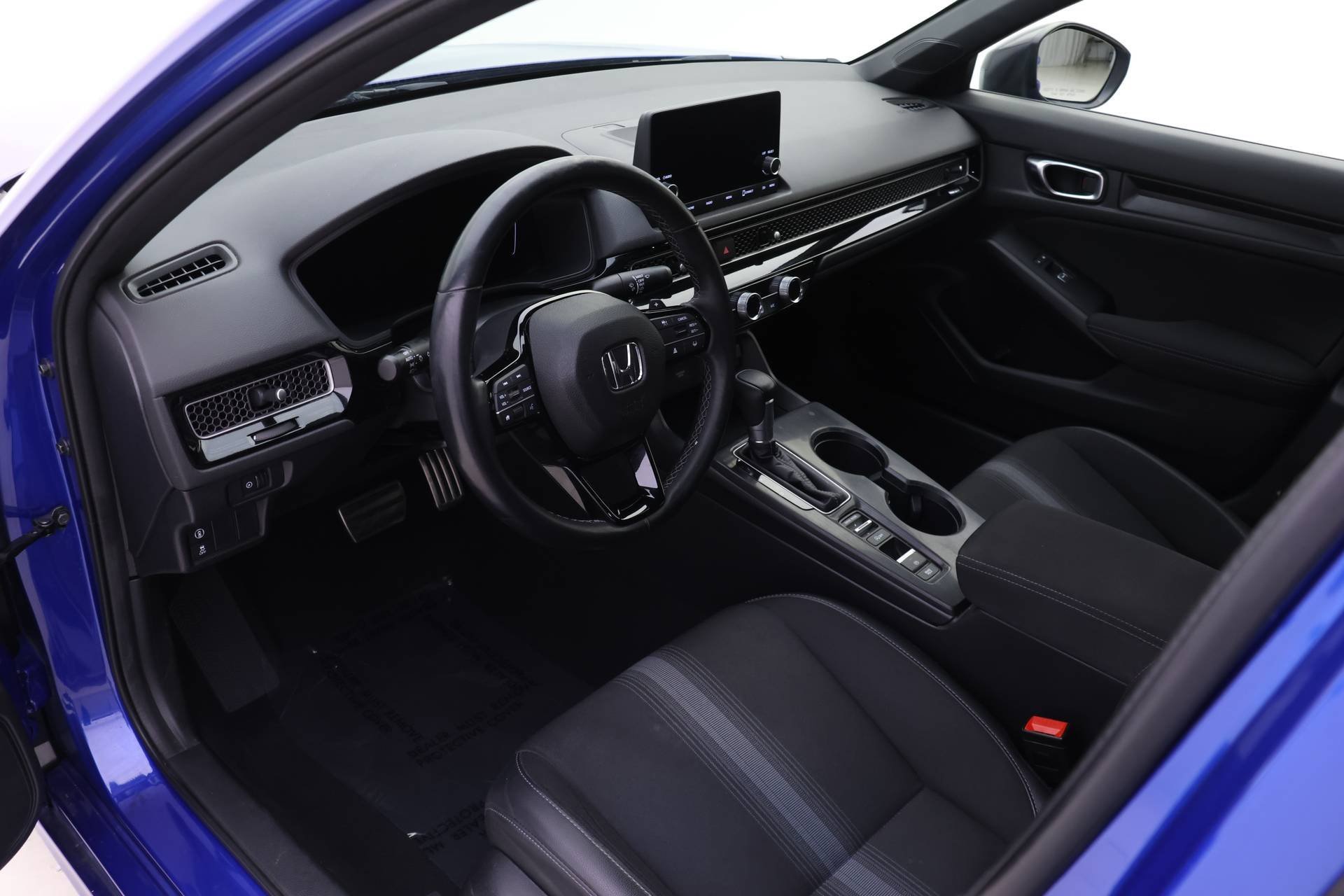 Used 2022 Honda Civic Sport image 3