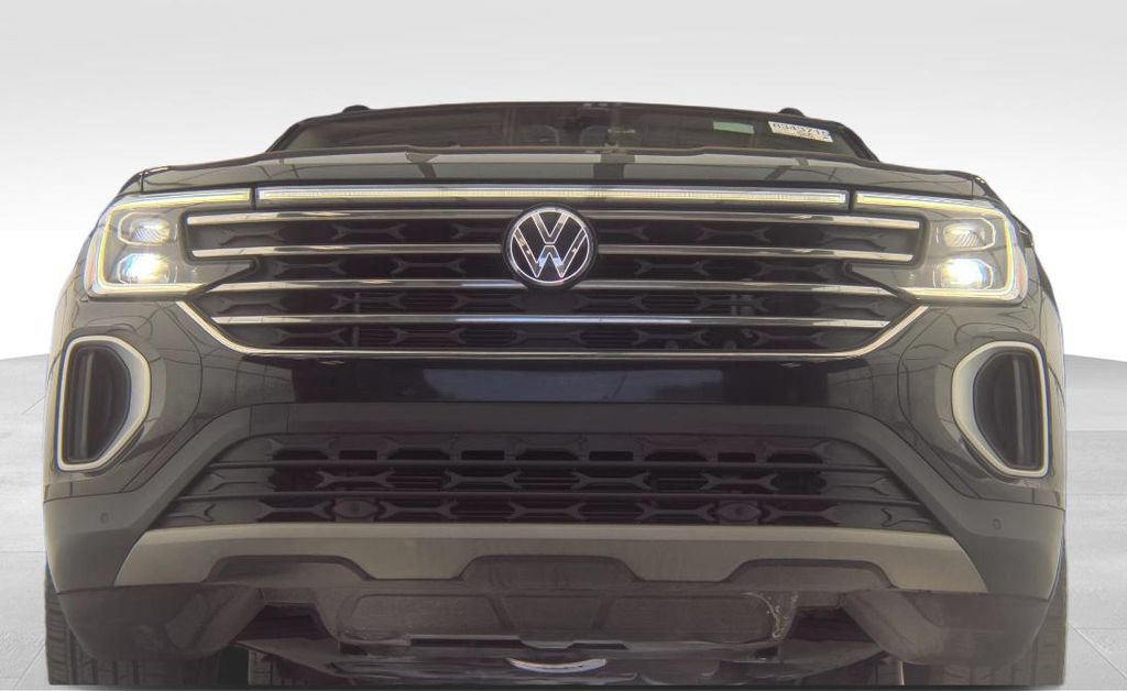 Used 2024 Volkswagen Atlas SE w/ Panoramic Sunroof Package AWD/4WD video 2