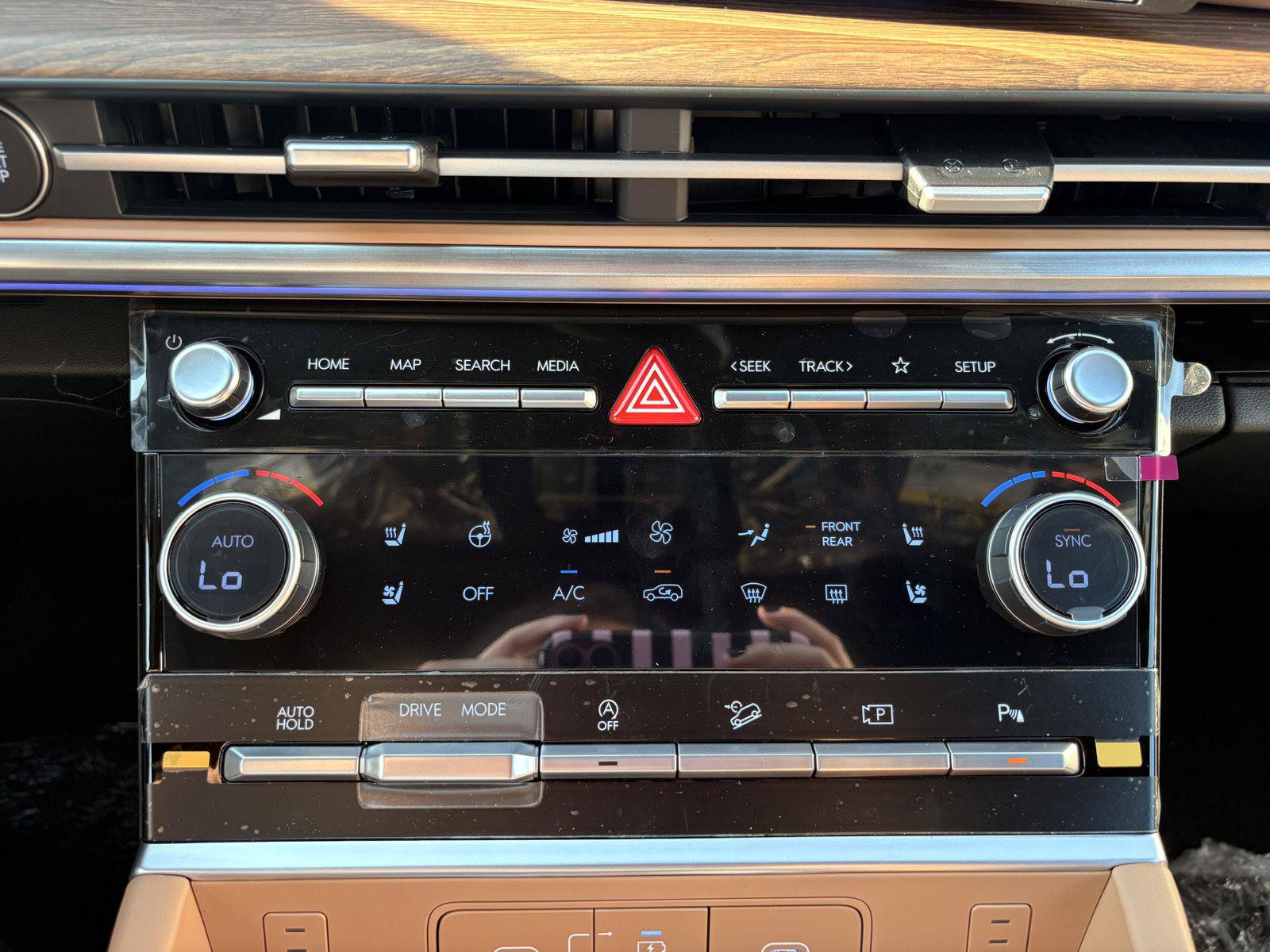 New 2027 Hyundai Santa Fe Calligraphy FWD image 21