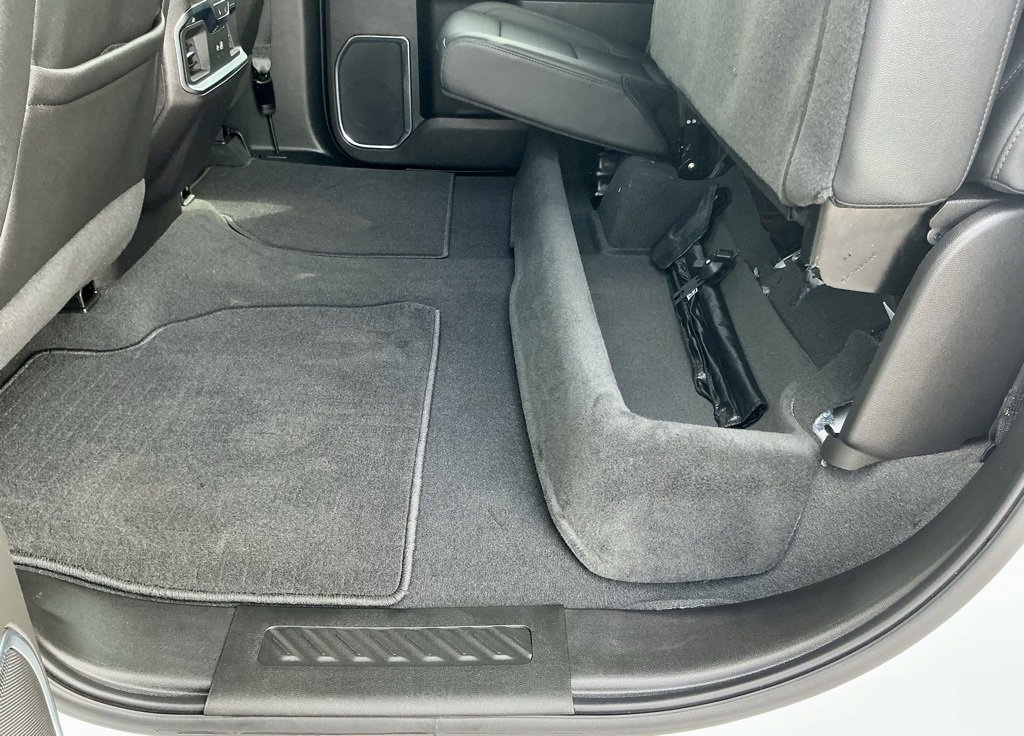 Used 2024 GMC Sierra 1500 SLT w/ SLT Premium Plus Package image 31