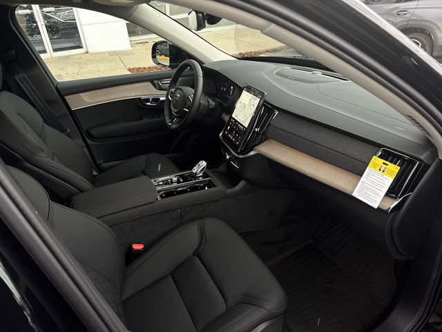 New 2026 Volvo XC90 B6 Plus w/ Protection Package Premier AWD/4WD image 30