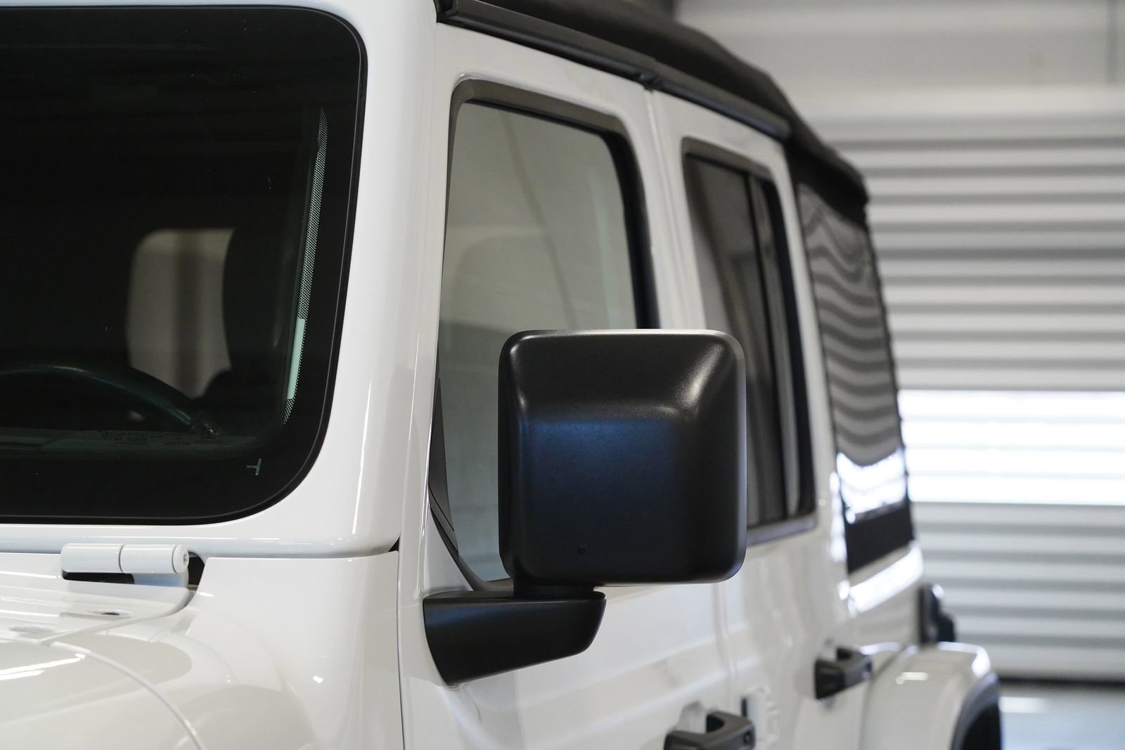 Used 2021 Jeep Wrangler Unlimited Rubicon image 9