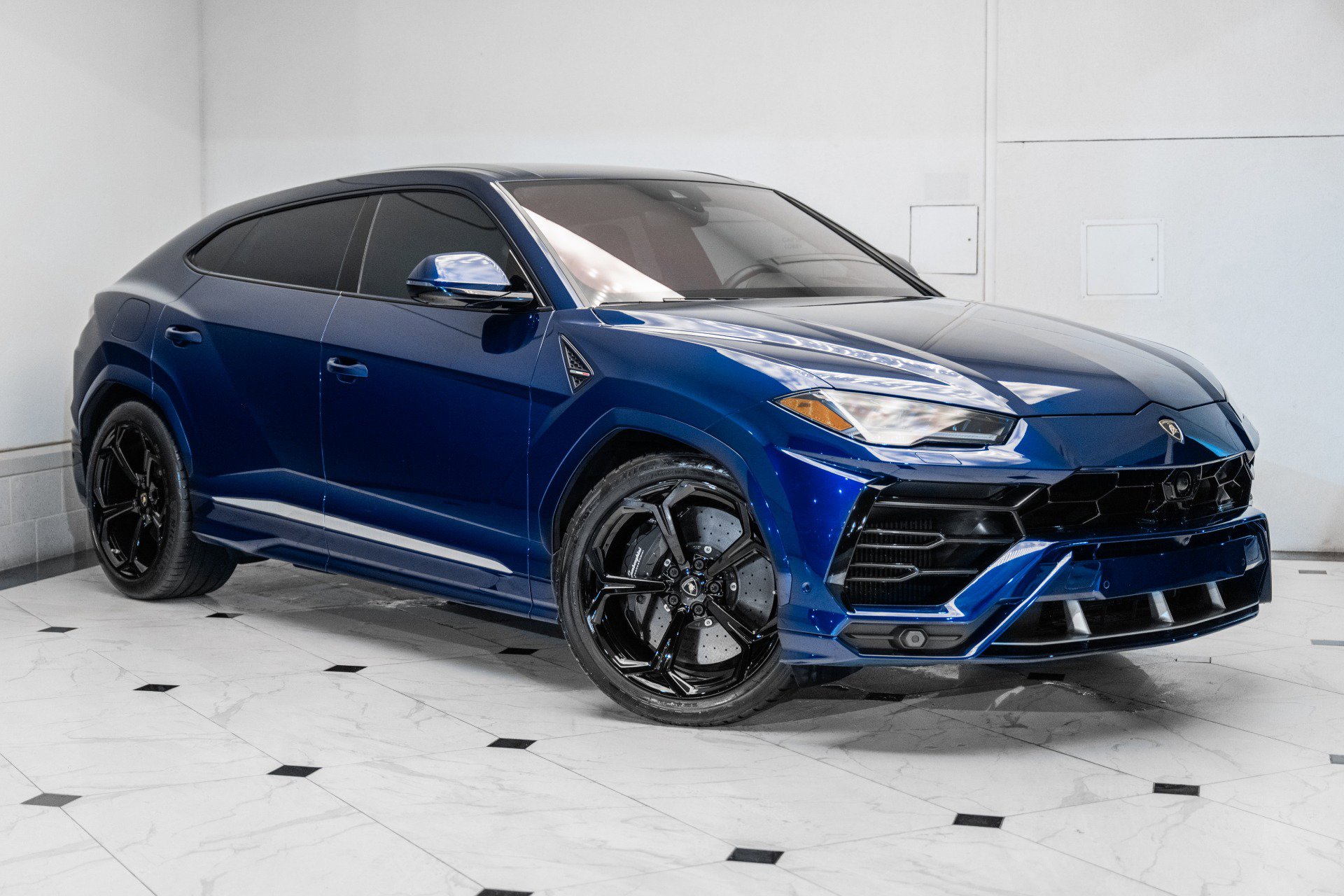 Used 2020 Lamborghini Urus