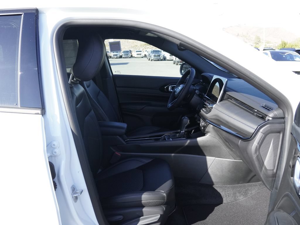 New 2026 Jeep Compass Latitude AWD/4WD image 24