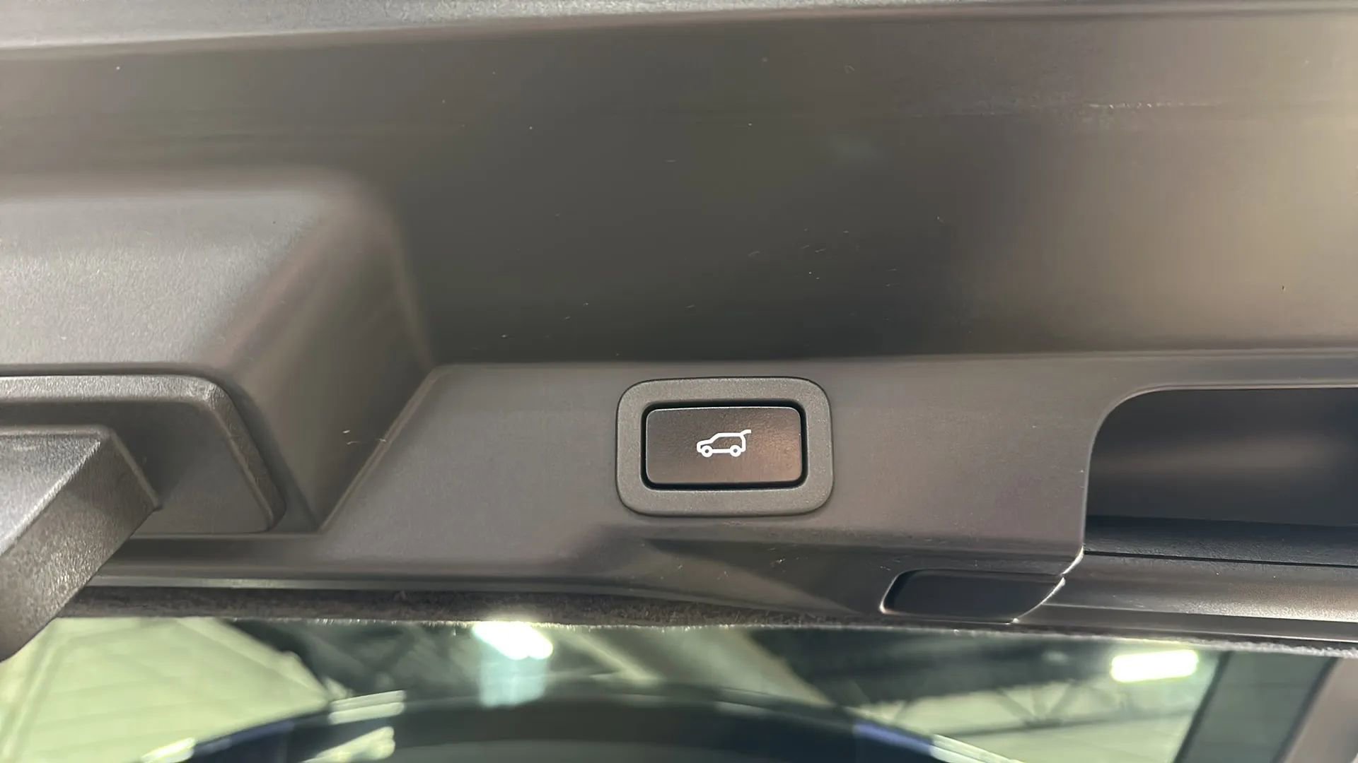 Used 2019 Land Rover Range Rover Sport HSE Dynamic image 15