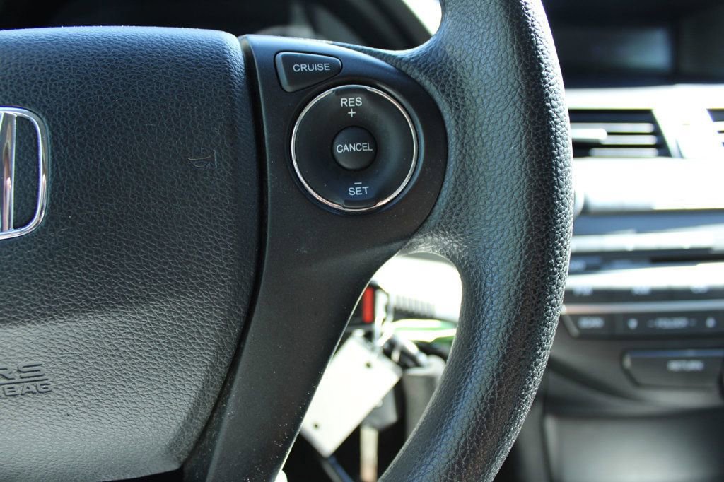 Used 2015 Honda Crosstour EX image 17