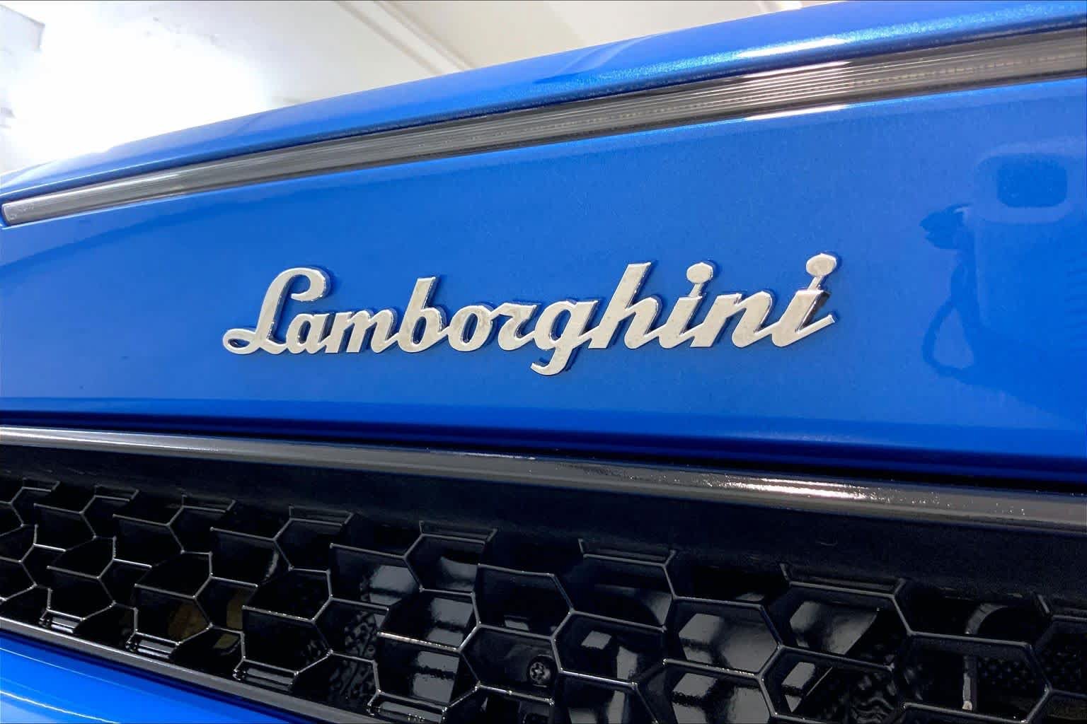 Used 2016 Lamborghini Huracan LP 610-4 AWD/4WD image 29