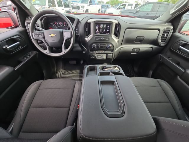 Certified 2025 Chevrolet Silverado 1500 Custom w/ Turbomax Blackout Package AWD/4WD image 8