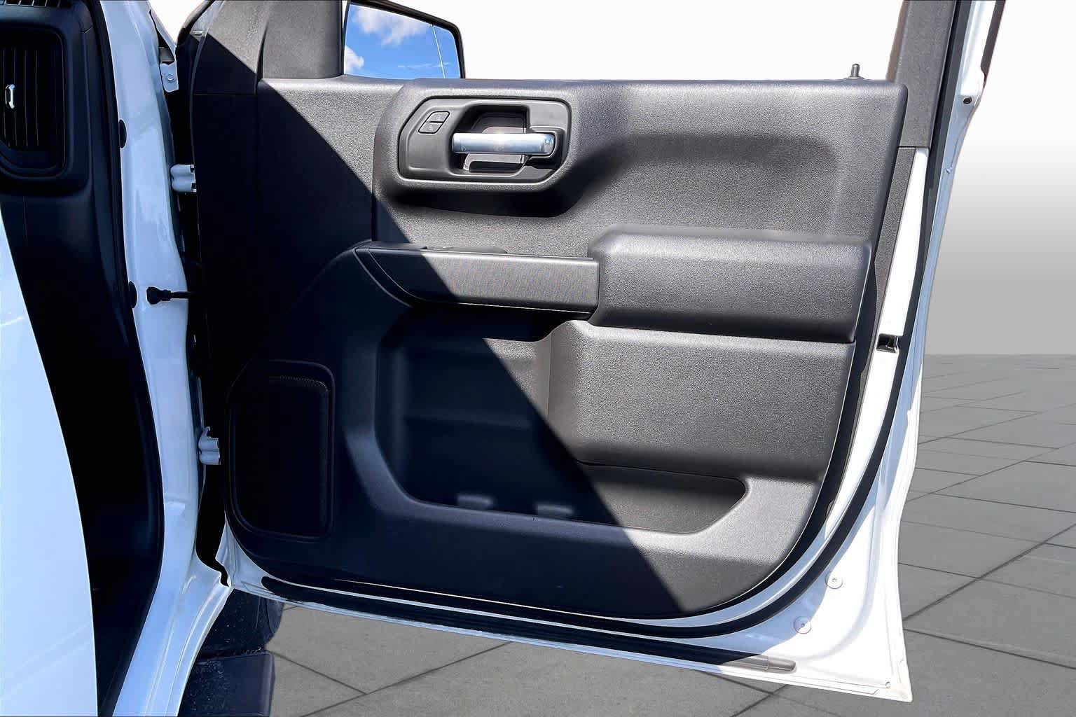 Used 2023 Chevrolet Silverado 1500 Custom RWD image 23