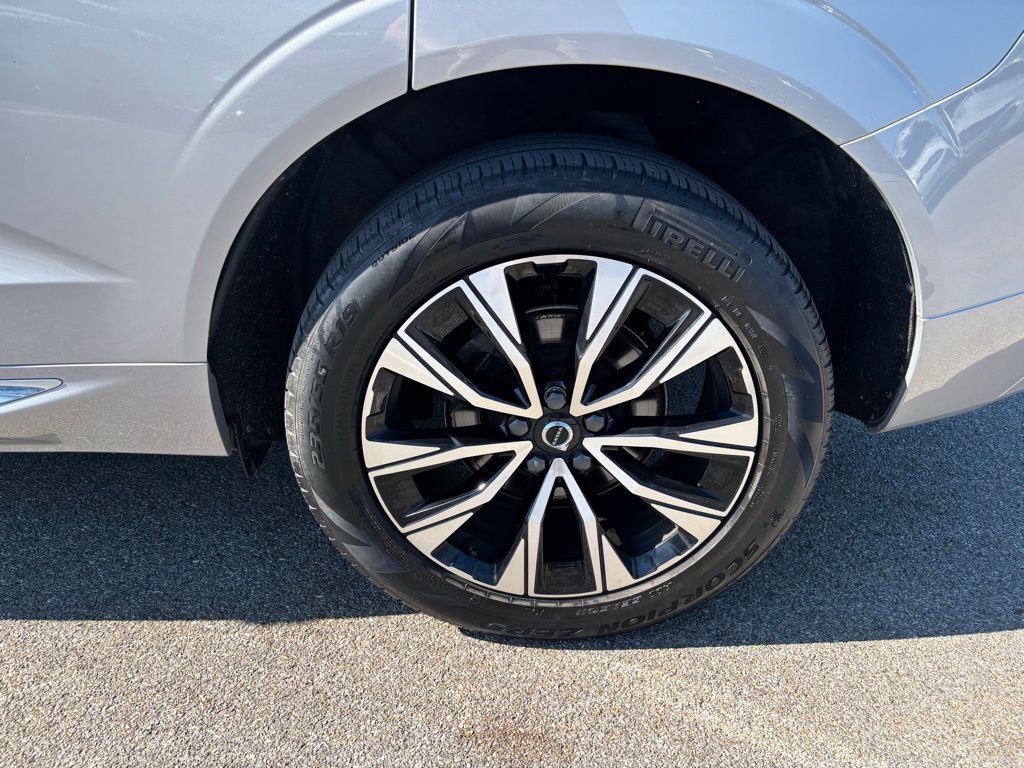 Used 2023 Volvo XC60 B5 Plus w/ Climate Package AWD/4WD image 33