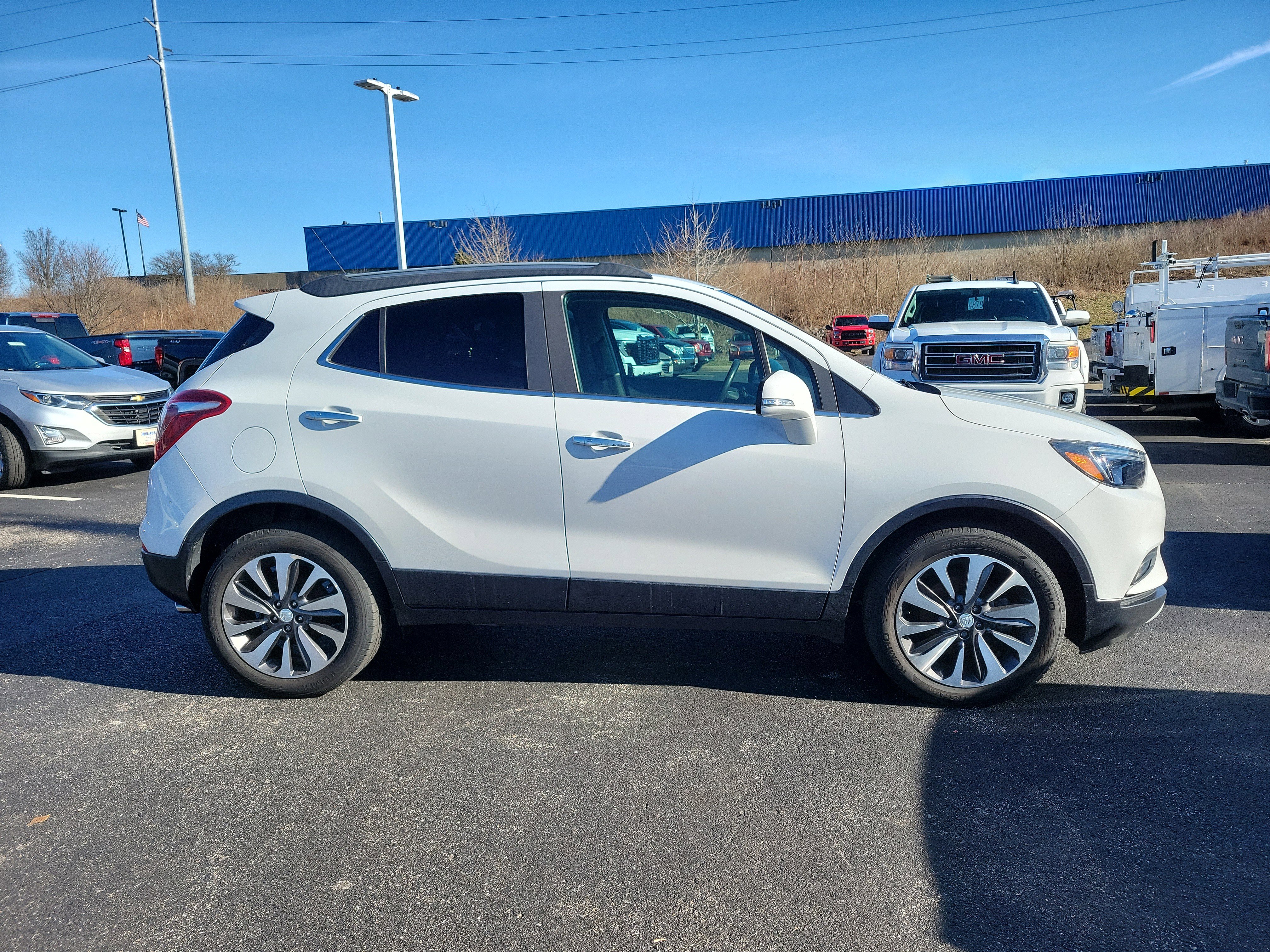 Used 2017 Buick Encore Preferred image 3