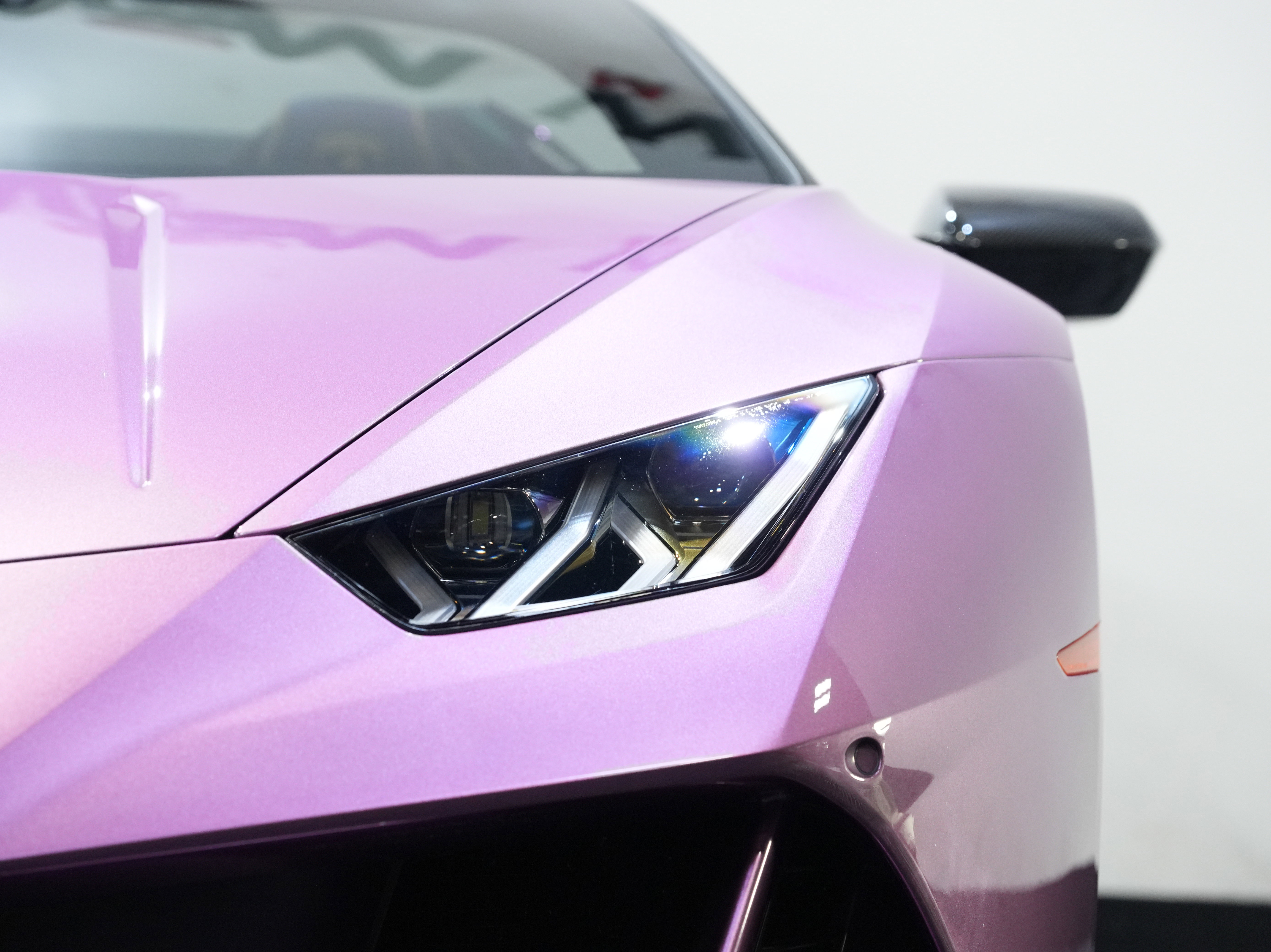 Used 2024 Lamborghini Huracan EVO image 10