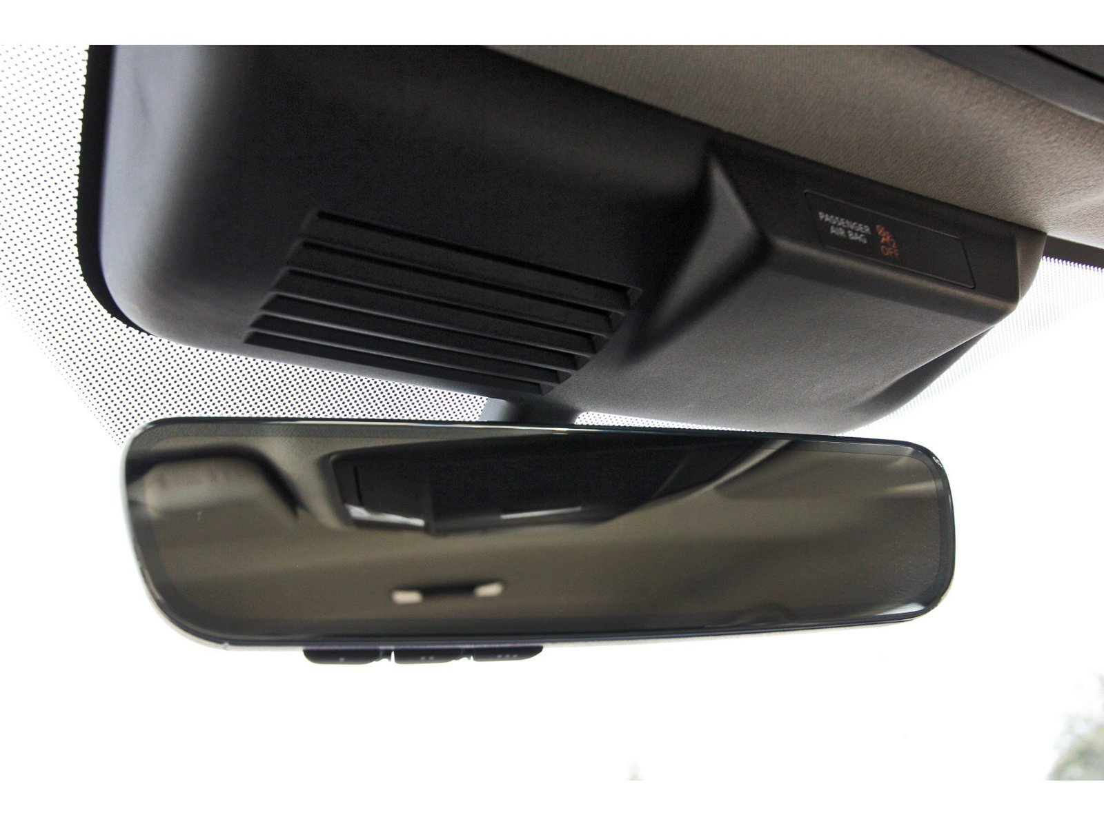 Used 2025 Mitsubishi Outlander SE FWD image 26