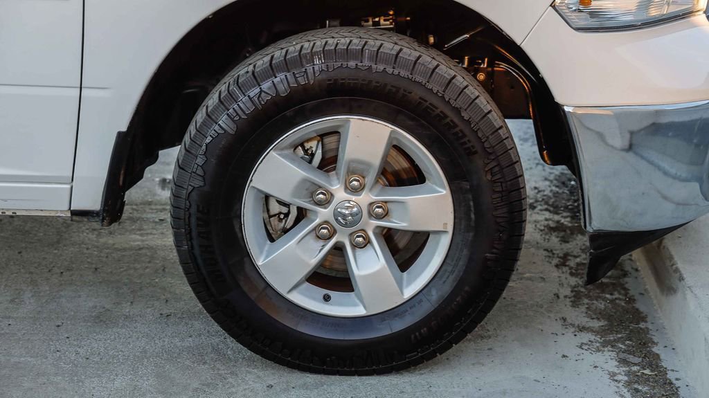 Used 2024 RAM 1500 Classic SLT image 11