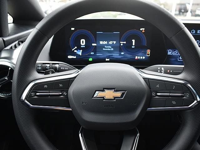 New 2026 Chevrolet Equinox EV LT FWD image 10