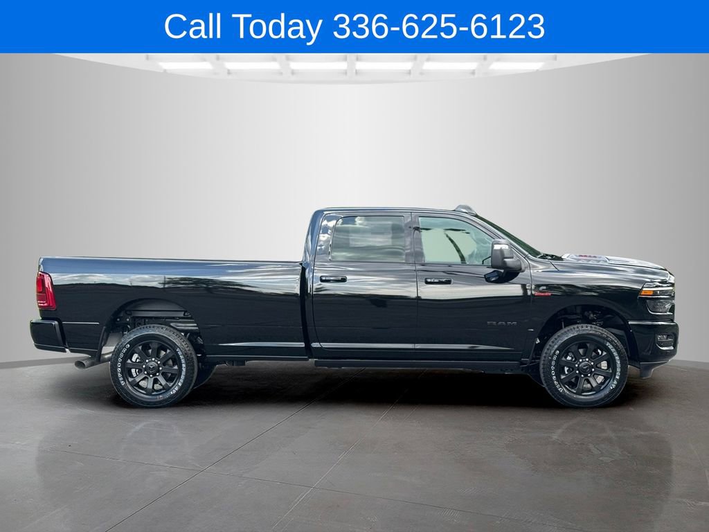 New 2025 RAM 2500 Laramie AWD/4WD image 7