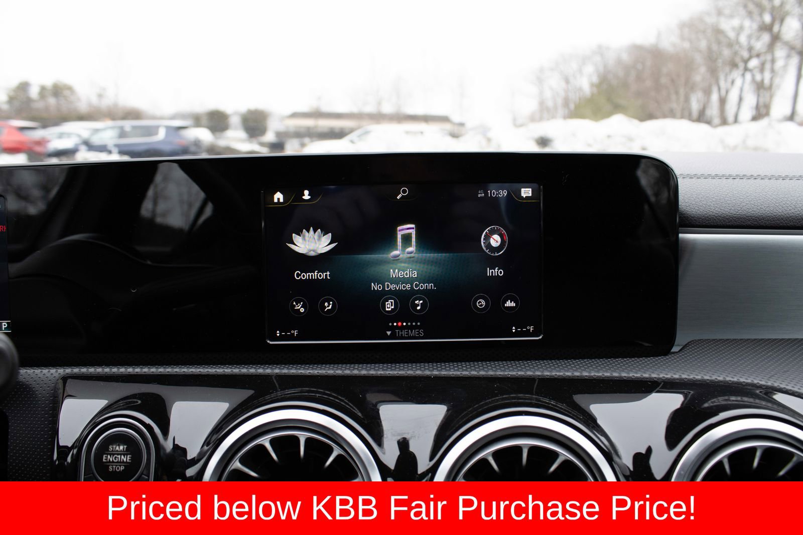 Used 2020 Mercedes-Benz A 220 4MATIC w/ AMG Line image 10