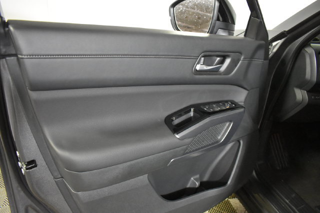 New 2026 Nissan Pathfinder SL AWD/4WD image 7