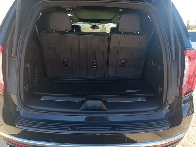 Used 2023 GMC Yukon Denali image 33