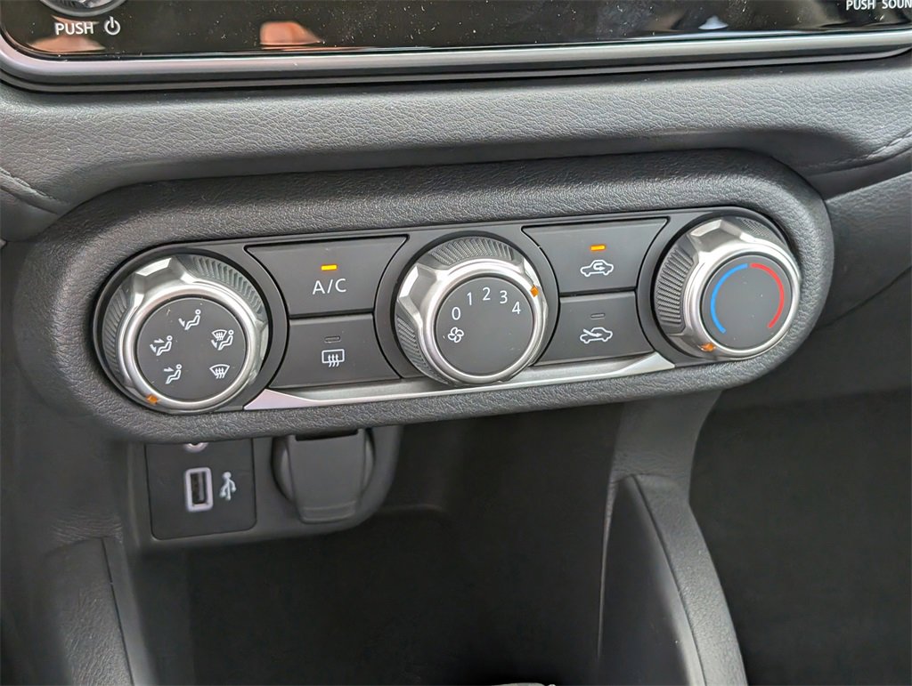 New 2025 Nissan Versa S image 26