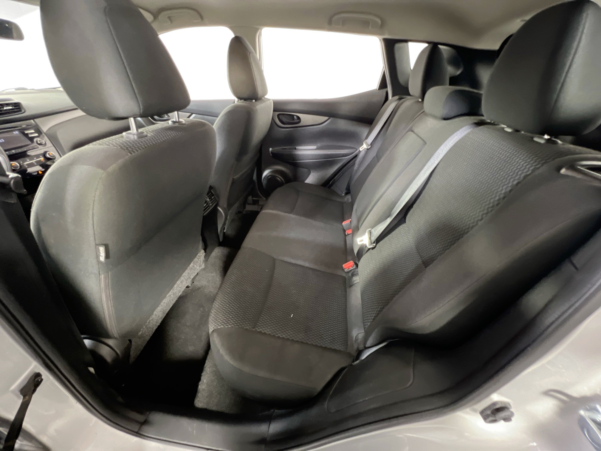 Used 2018 Nissan Rogue Sport S AWD/4WD image 22