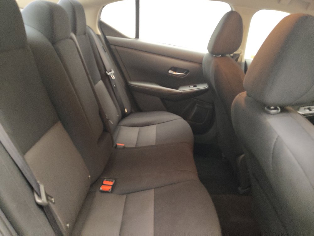 Used 2022 Nissan Sentra SV FWD image 19